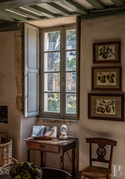 A château and its outbuildings in walled grounds to the north-east of Falaise, in Calvados - photo  n°11